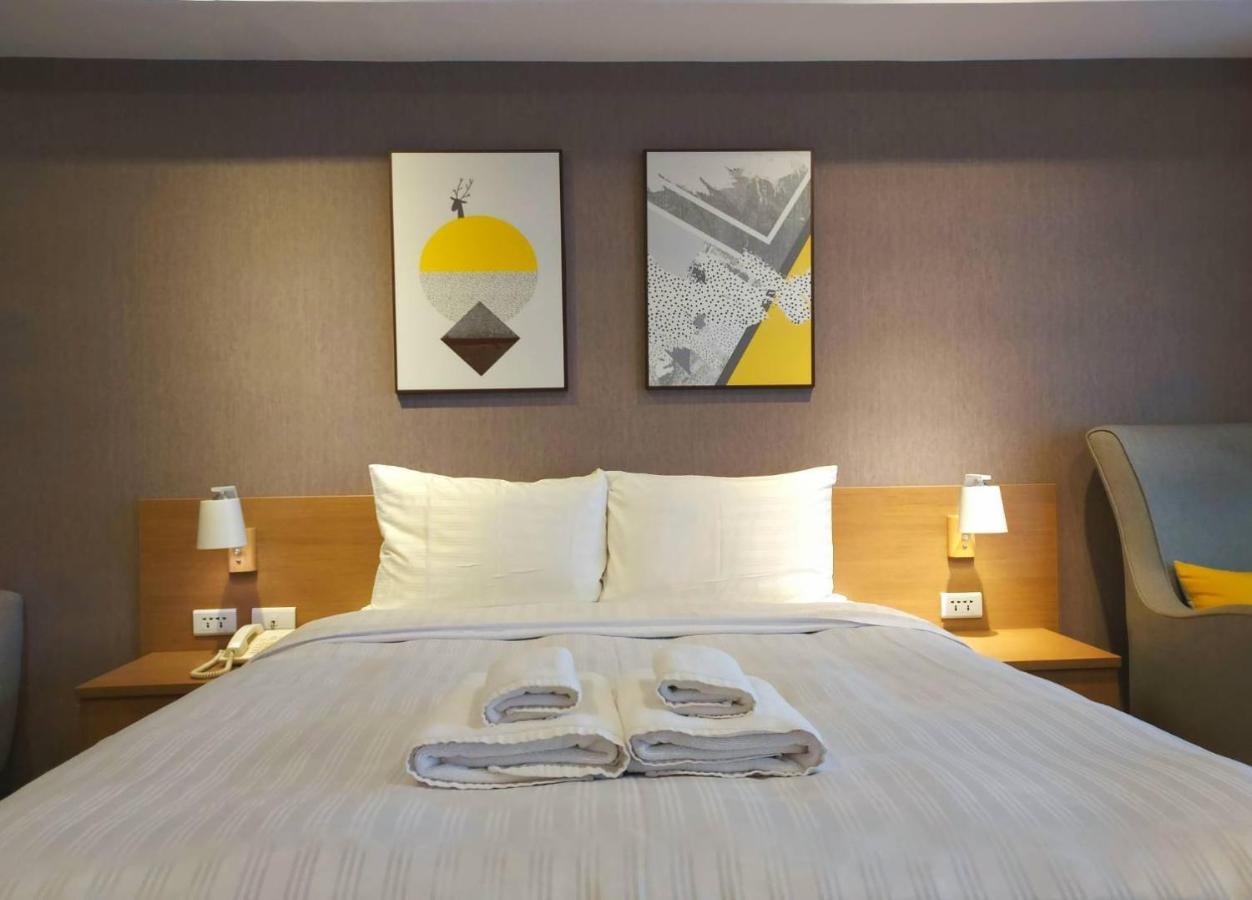 Sky19 Hotel Тайпей Екстериор снимка
