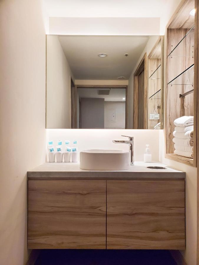 Sky19 Hotel Тайпей Екстериор снимка